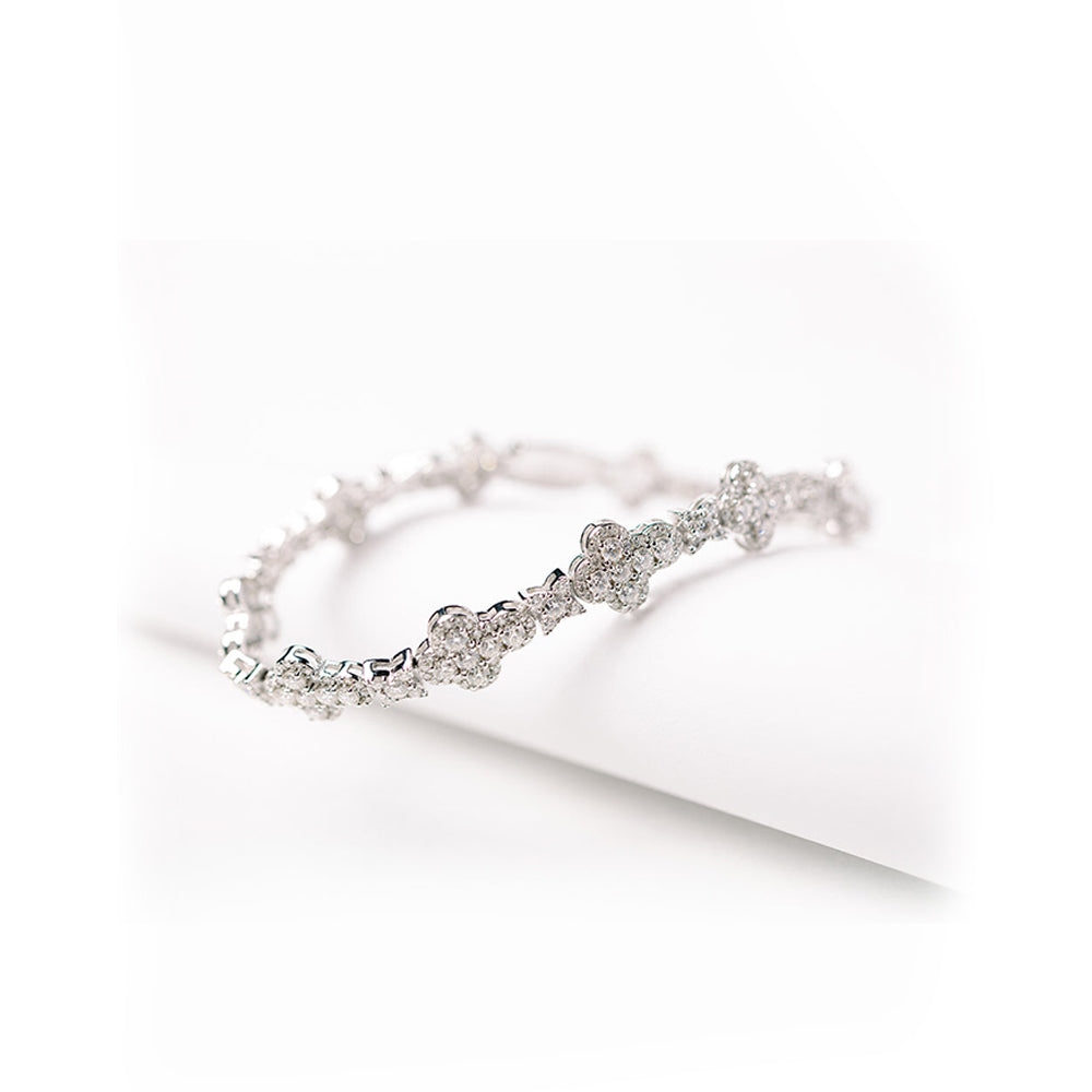 BRAZALETE CROSS STARS CON DIAMANTES LAB GROWN 6 CT